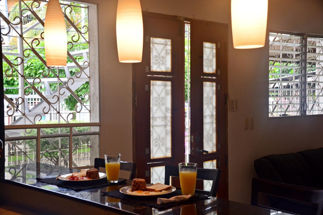 Hotel Santa Martha マナグア エクステリア 写真